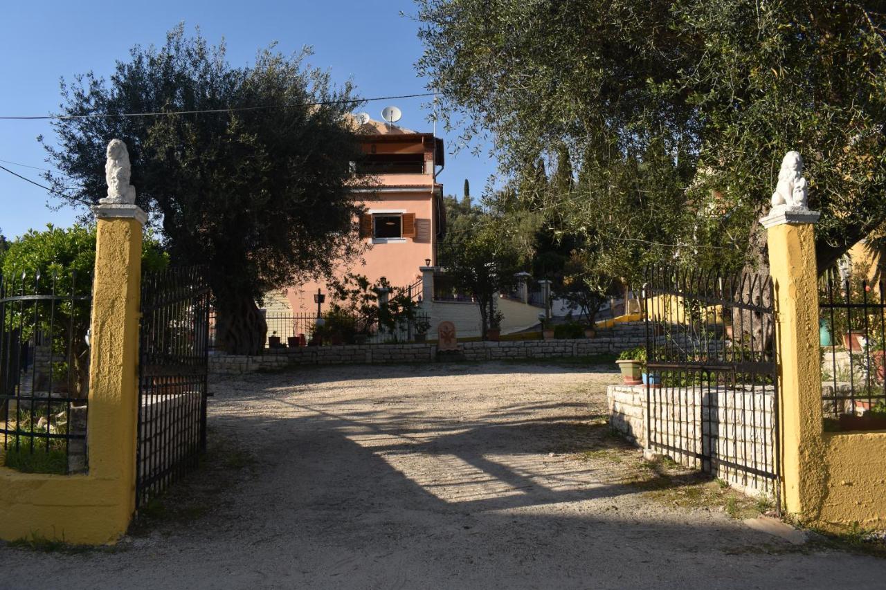 Maison Anna Corfu Holiday Apartments Ипсос Екстериор снимка